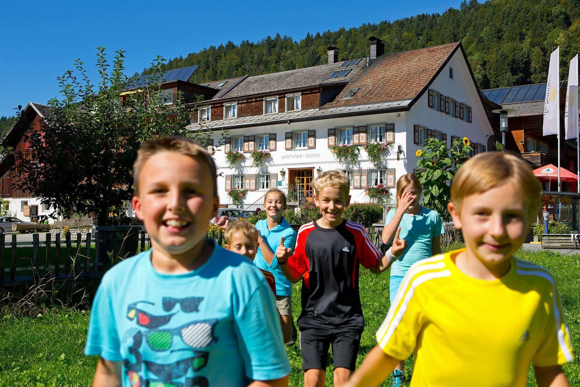 Sonne Bezau - Familotel Bregenzerwald Eksteriør bilde